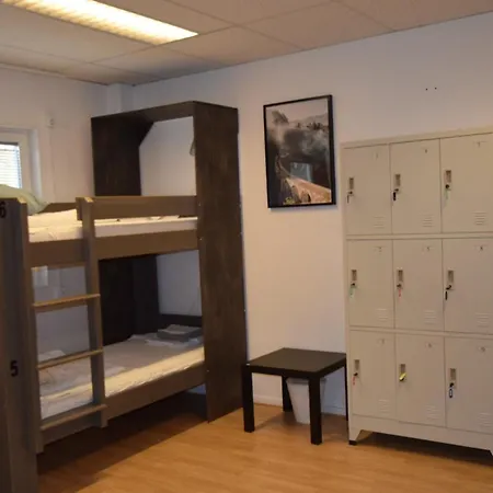 Hostel Snoozemore-3